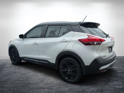 2020 Nissan Kicks SR