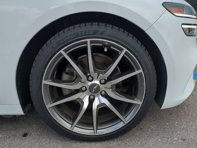 2023 Genesis G70 2.0T