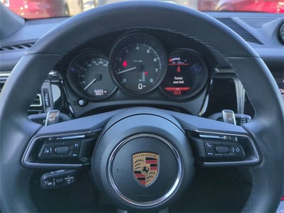 2025 Porsche Macan Base