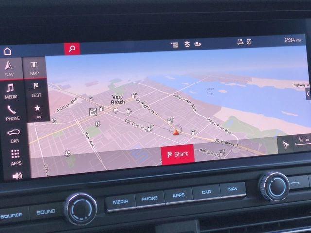 2021 Porsche Macan Base