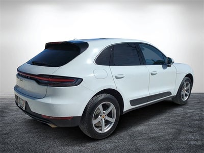 2021 Porsche Macan Base