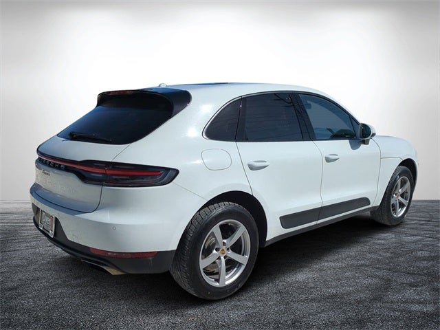 2021 Porsche Macan Base