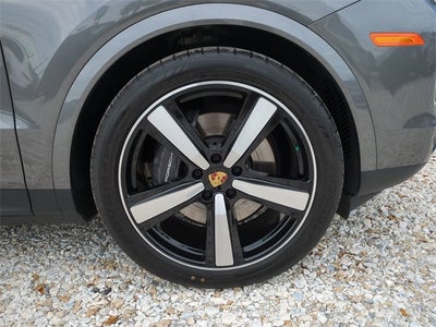 2024 Porsche Cayenne Base