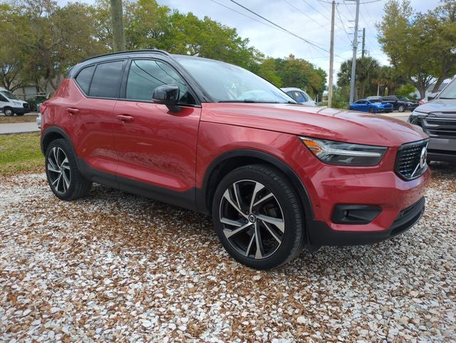 2019 Volvo XC40 R-Design
